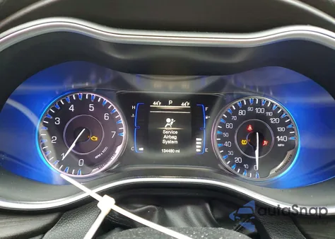 2016 Chrysler 200 Limited из США, поврежденный, VIN 1C3CCCAB1GN103614